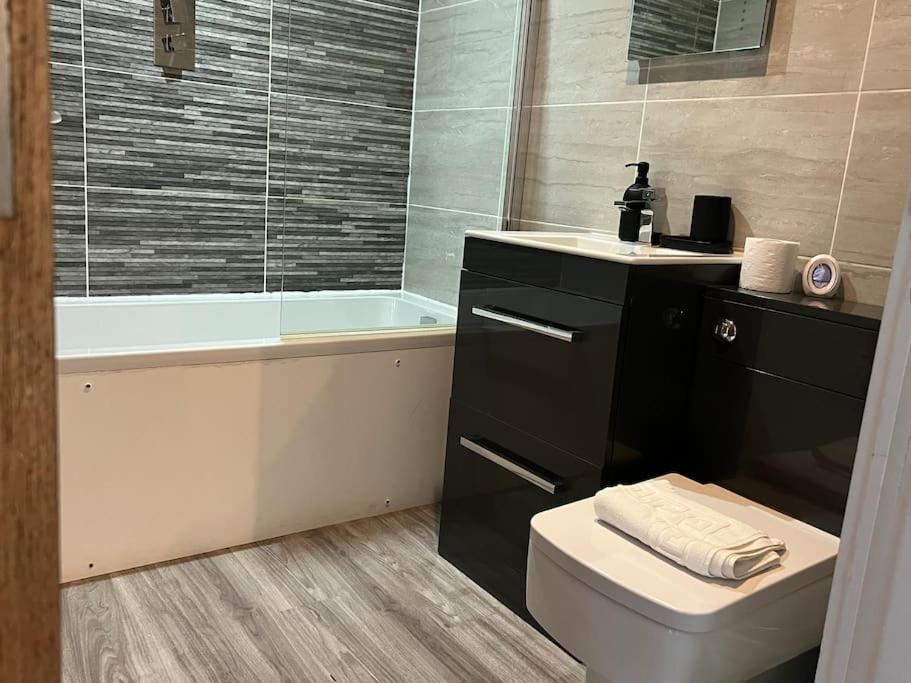 Mathew Street 1 Bed Apt Sleeps 6 Liverpool Dış mekan fotoğraf