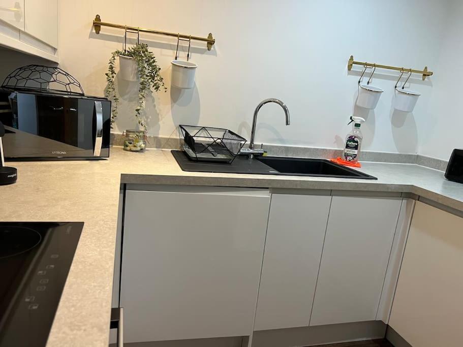 Mathew Street 1 Bed Apt Sleeps 6 Liverpool Dış mekan fotoğraf