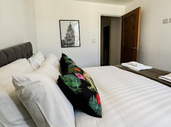 Mathew Street 1 Bed Apt Sleeps 6 Liverpool Dış mekan fotoğraf
